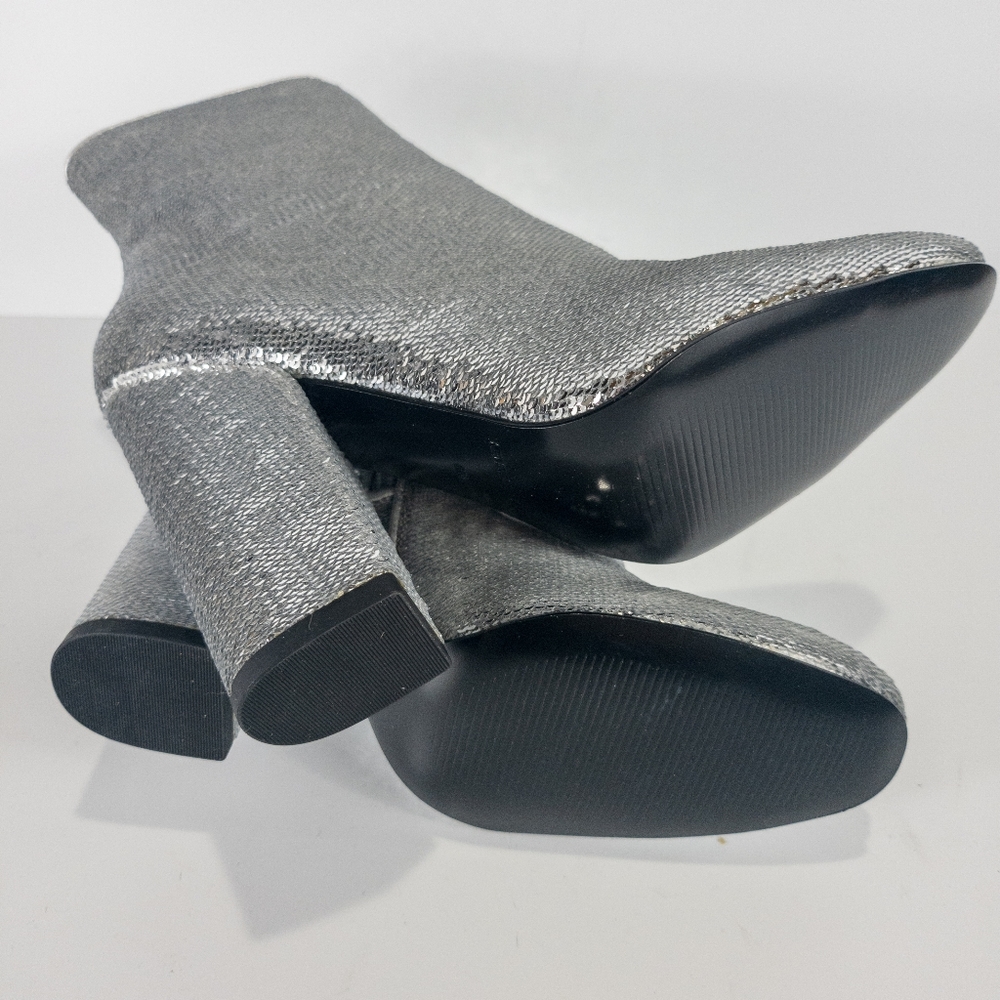 Kendall + Kylie Haedyn5 Sequined Block Heel Booties Silver -6.5 - Picture 5 of 5